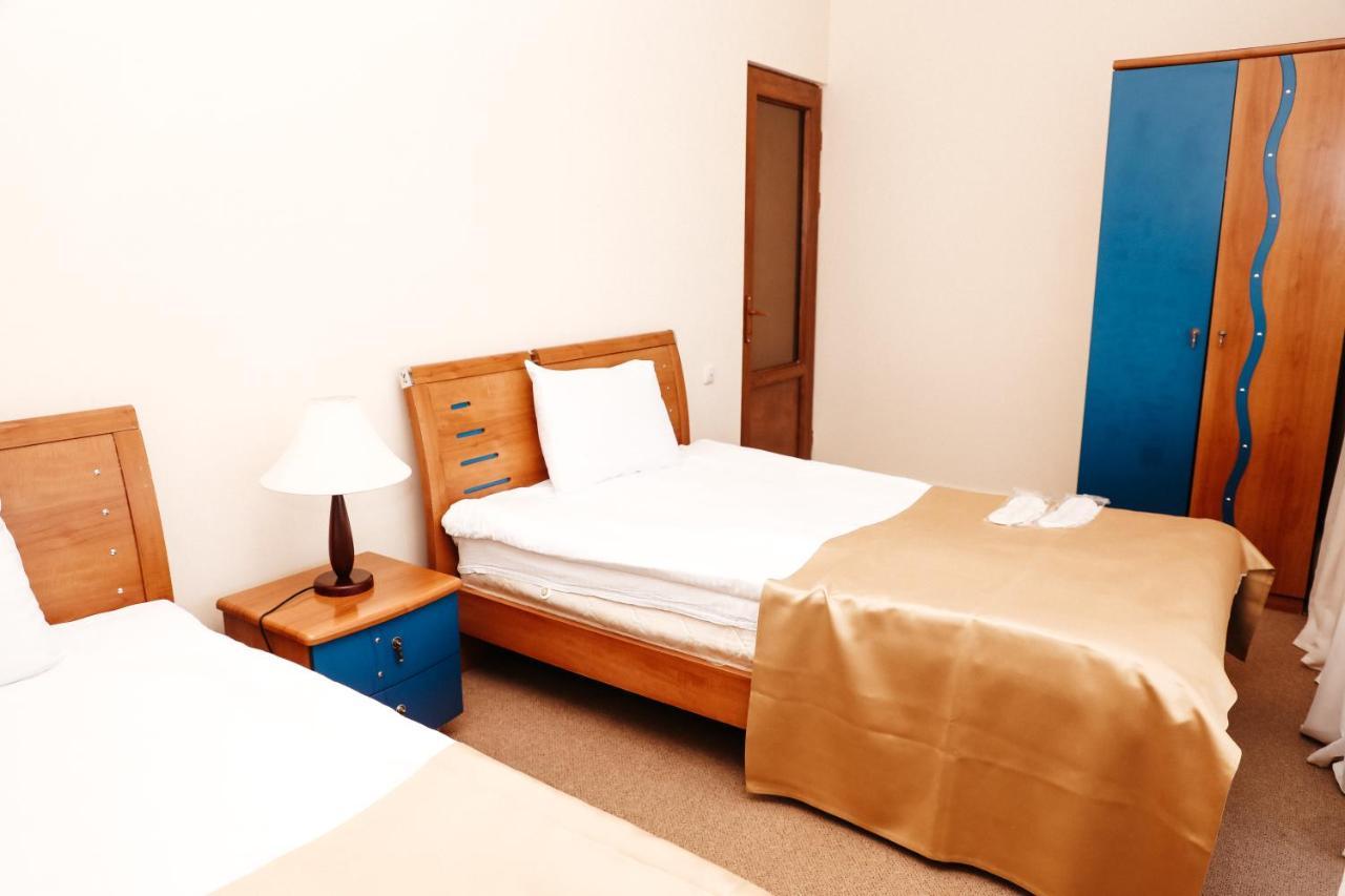 Best Western Bohemian Resort Sevan Buitenkant foto