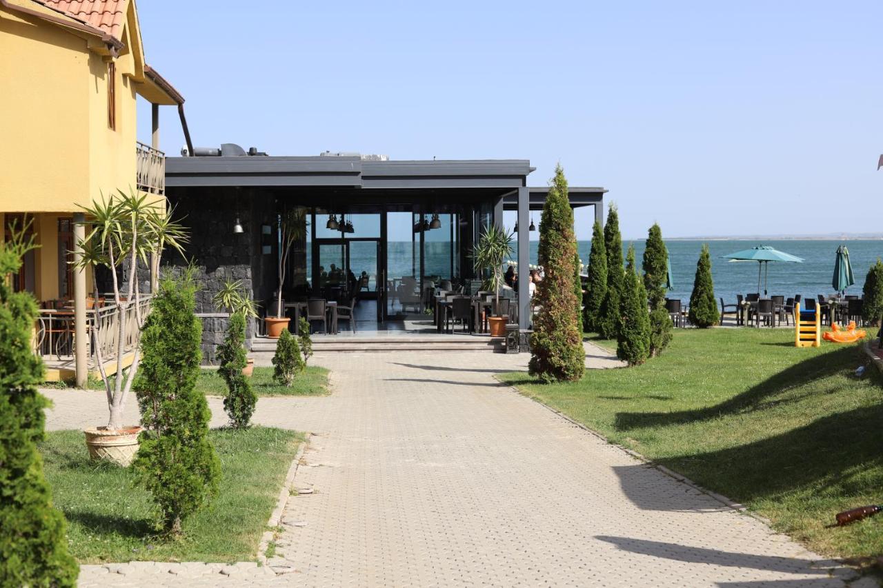 Best Western Bohemian Resort Sevan Buitenkant foto